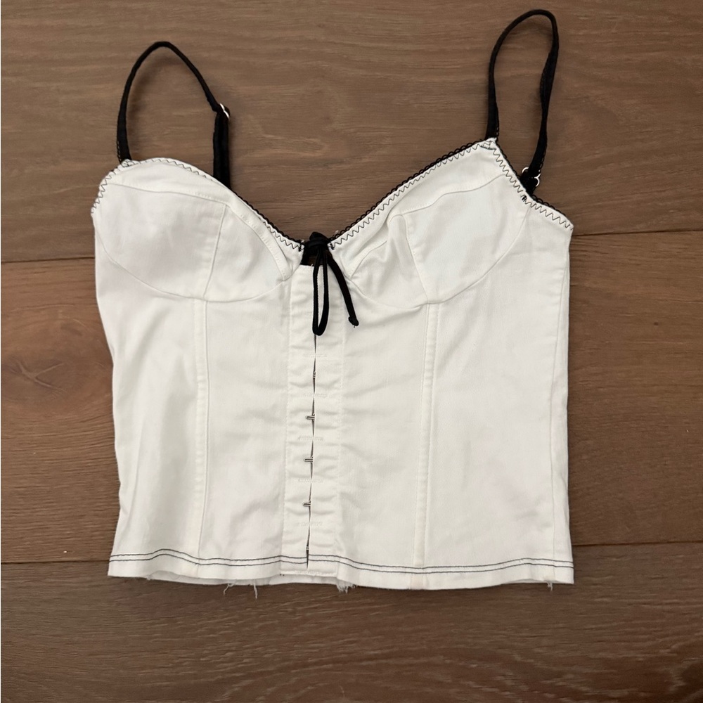 Stylish White Women's Top